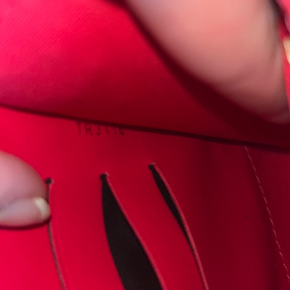 Louis Vuitton Vernis Mira Clutch w/ chain strap and leather strap! - Picture 9 of 13